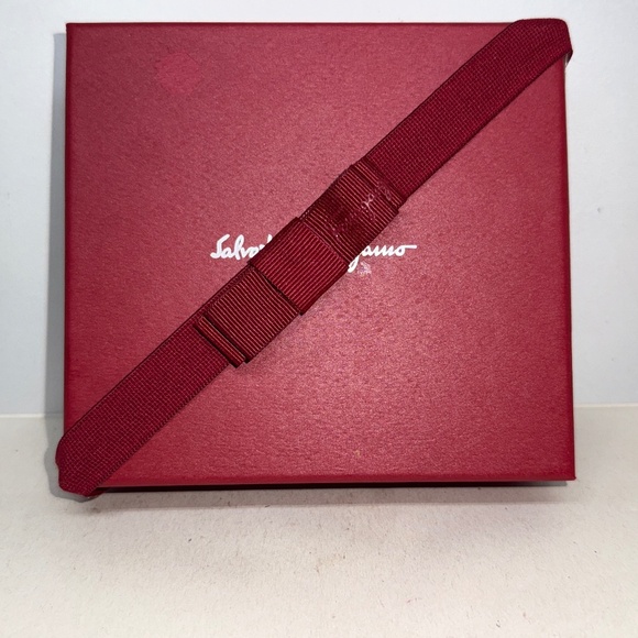 Salvatore Ferragamo Black Mens Revival Bifold Leather Wallet - Picture 7 of 7